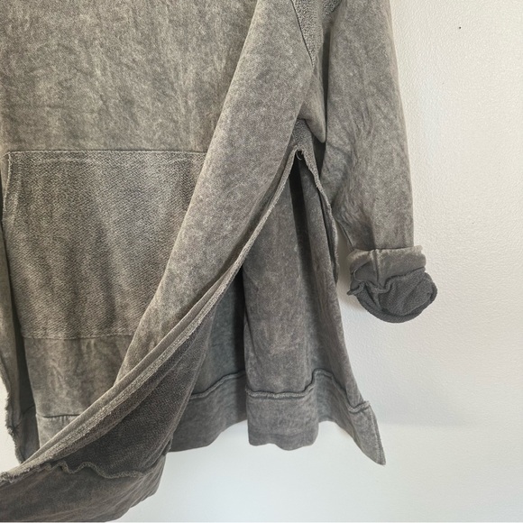Longer length Hoodie - Picture 3 of 4